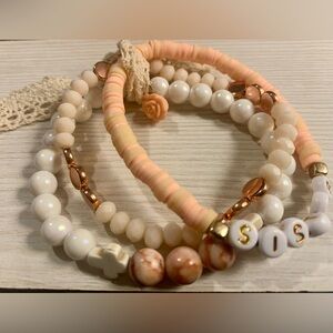Elegant Beaded Bracelet Set - White and Peach